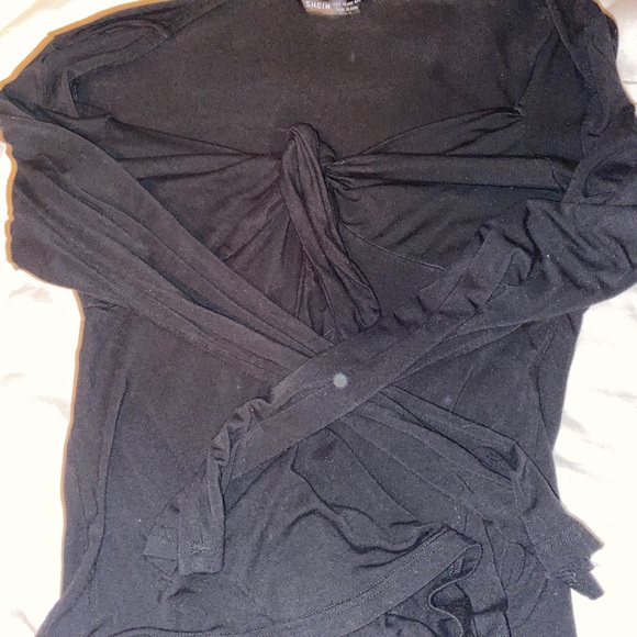 solid sweetheart neck knot front top - Picture 2 of 3